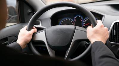 علت سفت شدن فرمان بعد از تعمیر جعبه فرمان و راه حل